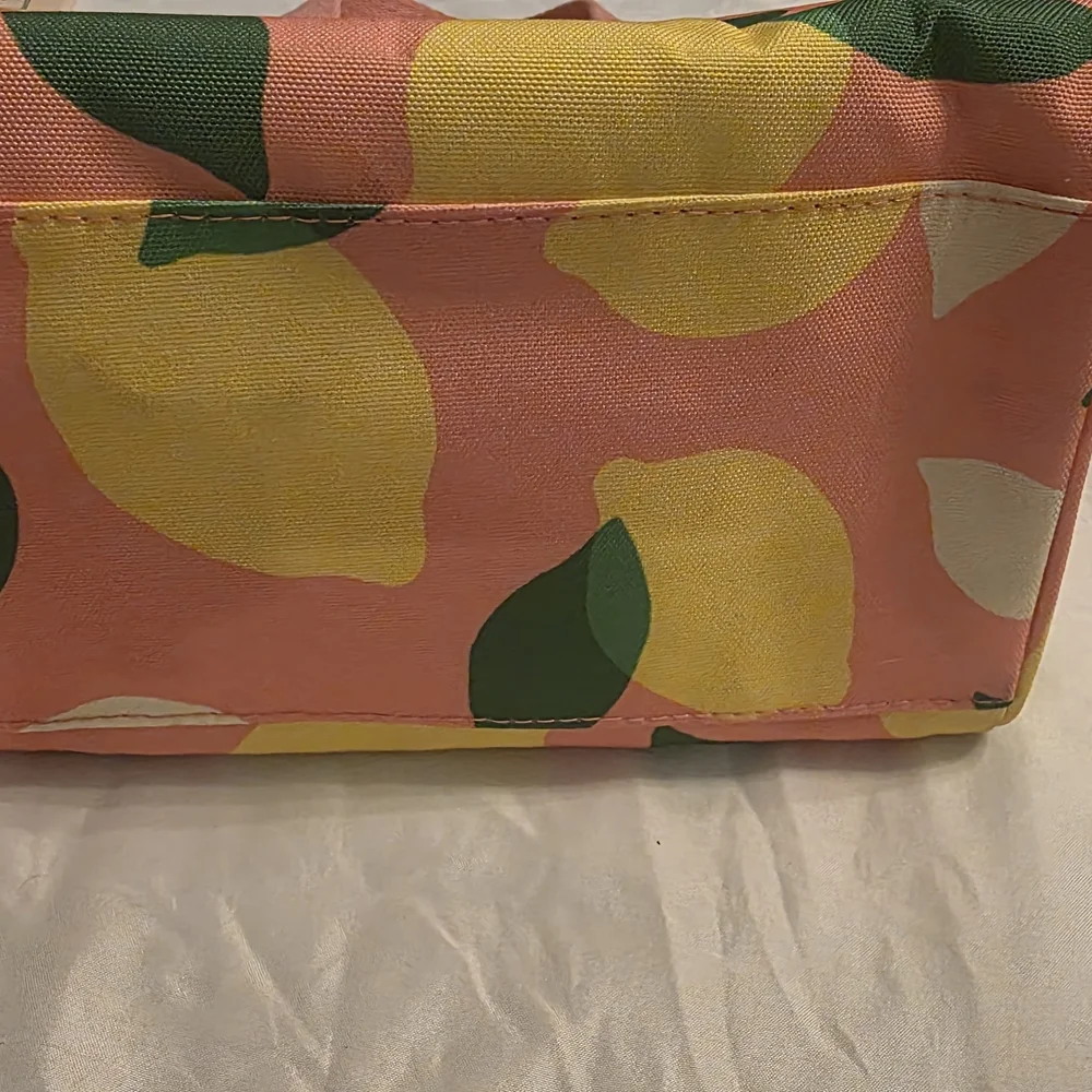 Kate Spade Insulated Lunch bag Pink Lemons Limes - Picture 7 of 8